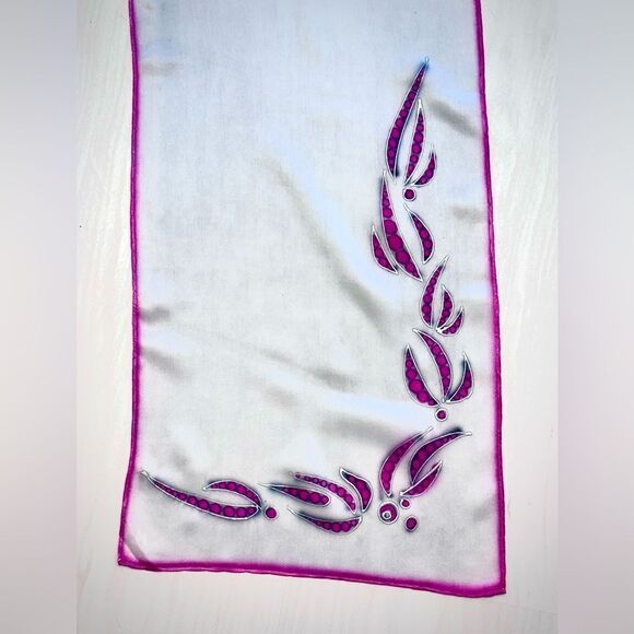 Hand painted silk scarf Persian cat scarf - signed -grey- silver-hot pink - Picture 4 of 5